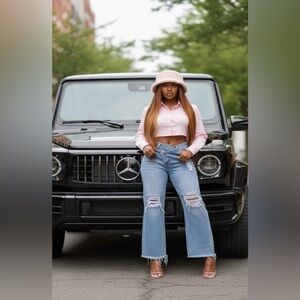 Fashion Nova Distressed High Waist Jeans – Size 11